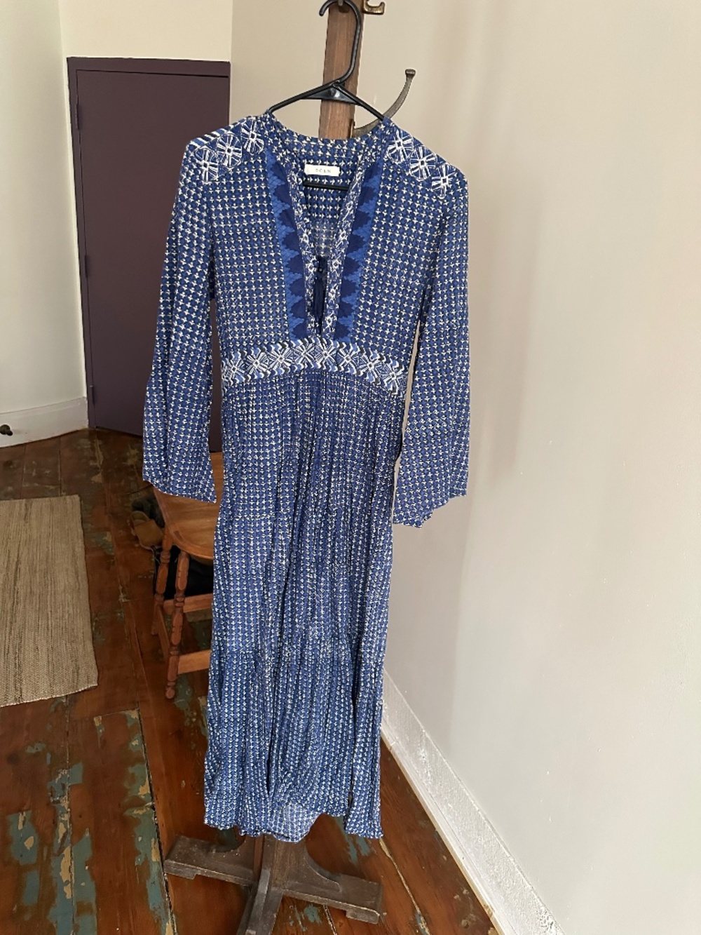Doen blue tassel prem dress small